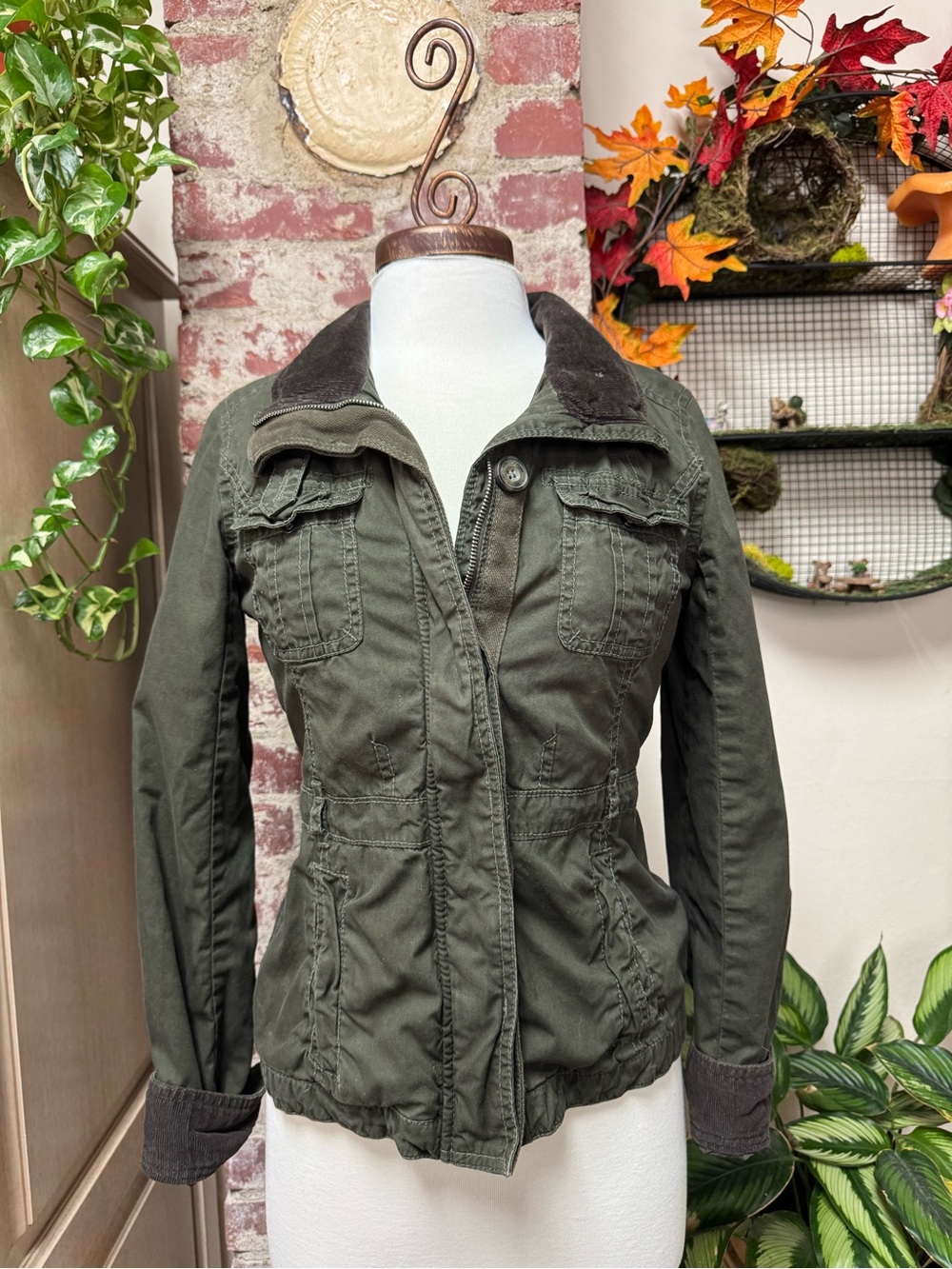 Rare Vintage Y2K Abercrombie Jacket with Fleece Lining and Corduroy Details M - Picture 1 of 6